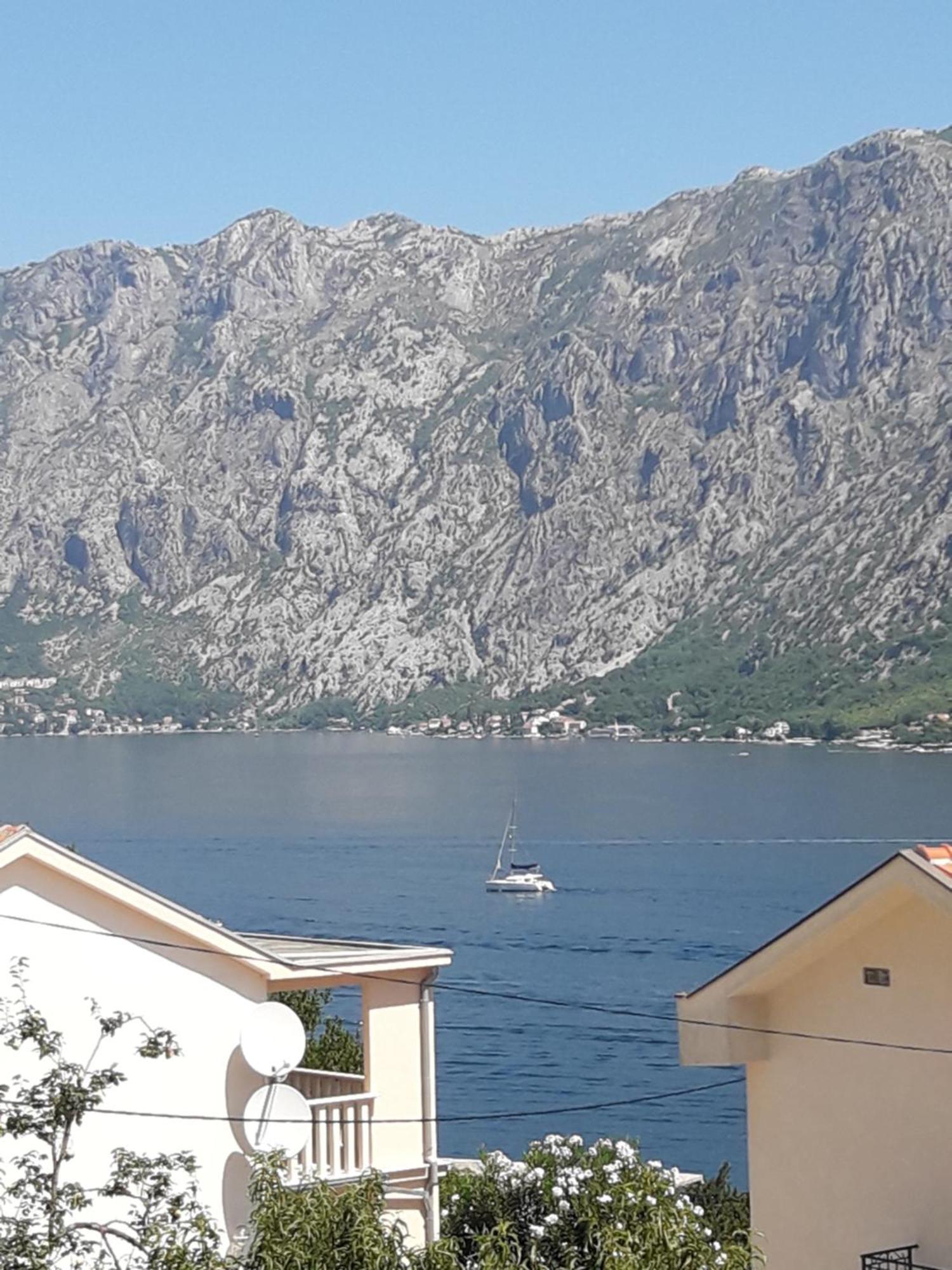 Appartamento Mir Cattaro Esterno foto